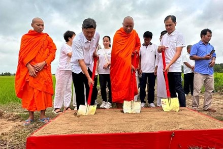 Trà Vinh: Bà con phật tử Khmer ở Cầu Ngang nêu cao trách nhiệm xây dựng nông thôn mới
