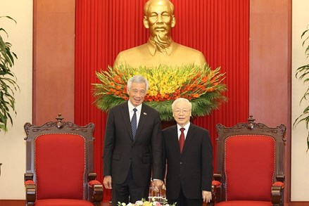 Tổng Bí thư Nguyễn Phú Trọng tiếp Thủ tướng Cộng hòa Singapore Lý Hiển Long