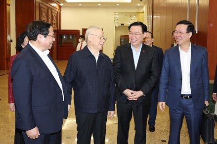 Tổng Bí thư Nguyễn Phú Trọng chủ trì phiên họp thứ nhất Tiểu ban Nhân sự Đại hội XIV của Đảng