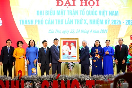 Đại hội đại biểu MTTQ Việt Nam thành phố Cần Thơ lần thứ X, nhiệm kỳ 2024-2029: "Đoàn kết - Dân chủ - Sáng tạo - Phát triển"