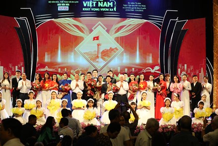 Chương trình nghệ thuật “Việt Nam - Khát vọng vươn xa”: Khẳng định giá trị vượt thời đại của Lời kêu gọi thi đua ái quốc