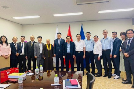 Phó Chủ tịch Nguyễn Hữu Dũng gặp gỡ các hội đoàn người Việt tại Nhật Bản