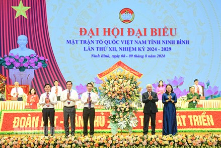 Khơi dậy mạnh mẽ ý chí, khát vọng xây dựng tỉnh Ninh Bình trở thành thành phố trực thuộc Trung ương với đặc trưng là đô thị di sản, thành phố sáng tạo