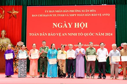 Phó Chủ tịch Trương Thị Ngọc Ánh dự Ngày hội toàn dân bảo vệ an ninh Tổ quốc tại tỉnh Vĩnh Phúc