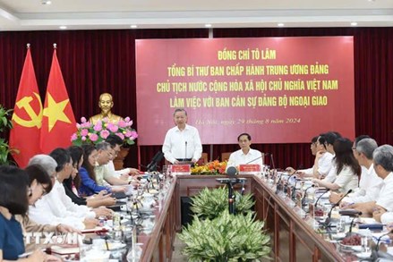 Tổng Bí thư, Chủ tịch nước Tô Lâm làm việc với Ban Cán sự đảng Bộ Ngoại giao