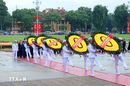 Lãnh đạo Đảng, Nhà nước vào Lăng viếng Chủ tịch Hồ Chí Minh nhân kỷ niệm 79 năm Cách mạng tháng Tám và Quốc khánh 2/9 