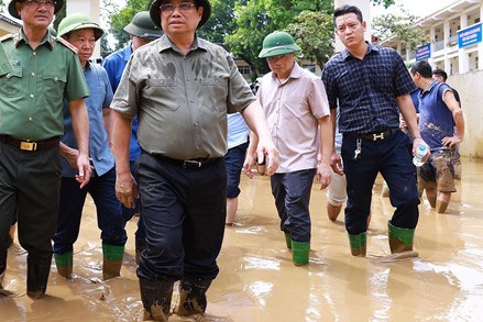 Tư tưởng Hồ Chí Minh về Nhà nước pháp quyền xã hội chủ nghĩa và vận dụng vào quản lý phát triển xã hội ở nước ta hiện nay