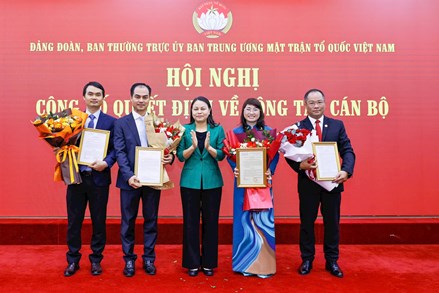 Ban Thường trực Uỷ ban Trung ương MTTQ Việt Nam tổ chức Hội nghị công bố quyết định về công tác cán bộ