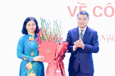 Bà Nguyễn Thị Tuyến được bầu giữ chức Chủ tịch Hội Liên hiệp Phụ nữ Việt Nam