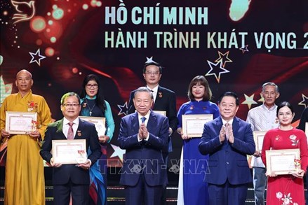 Tổng Bí thư Tô Lâm dự Chương trình 'Hồ Chí Minh - Hành trình khát vọng 2024'