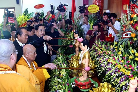 Không khí trang nghiêm chào mừng Đại lễ Phật đản Phật lịch 2562, Dương lịch 2018