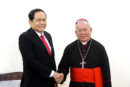 Chủ tịch Trần Thanh Mẫn chúc mừng Lễ Giáng sinh năm 2018