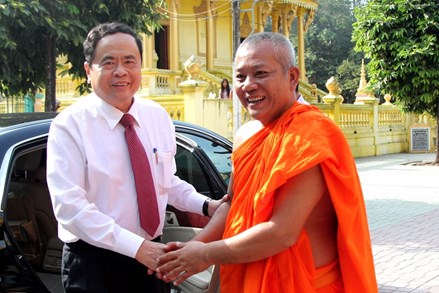 Lựa chọn cá nhân tiêu biểu là đồng bào dân tộc Khmer tham gia Mặt trận nhiệm kỳ mới