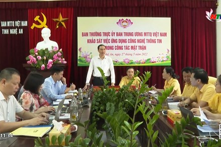 Phó Chủ tịch Phùng Khánh Tài khảo sát việc ứng dụng công nghệ số tại Mặt trận tỉnh Nghệ An