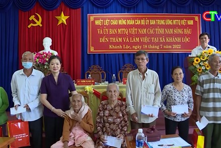 Phó Chủ tịch Trương Thị Ngọc Ánh thăm và làm việc tại tỉnh Cà Mau