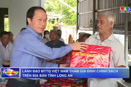 Phó Chủ tịch - Tổng Thư ký Lê Tiến Châu thăm, tặng quà người có công tại tỉnh Long An 