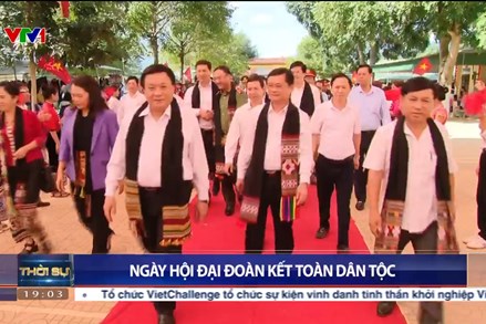 Ủy viên Bộ Chính trị Nguyễn Xuân Thắng dự Ngày hội Đại đoàn kết tại Nghệ An