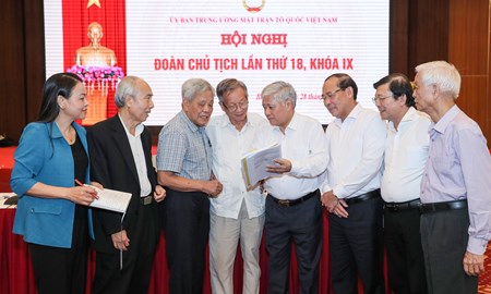 Hội nghị Đoàn Chủ tịch Uỷ ban Trung ương MTTQ Việt Nam lần thứ 18, khóa IX