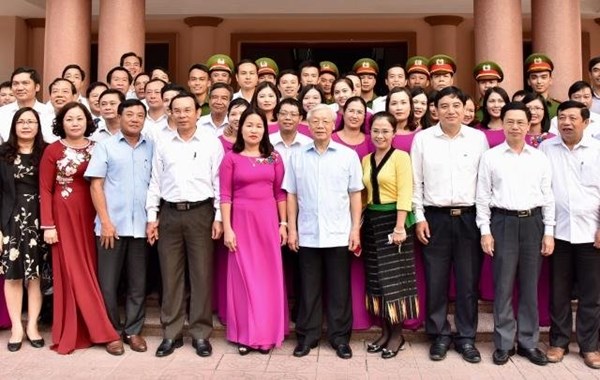 Tổng Bí thư Nguyễn Phú Trọng thăm, làm việc tại Nghệ An và Quân khu 4