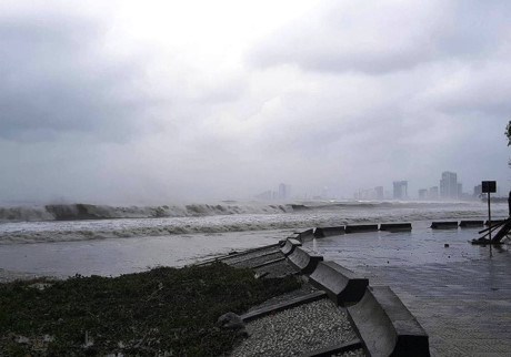 Đà Nẵng nhanh chóng khắc phục thiệt hại do ảnh hưởng bão số 12