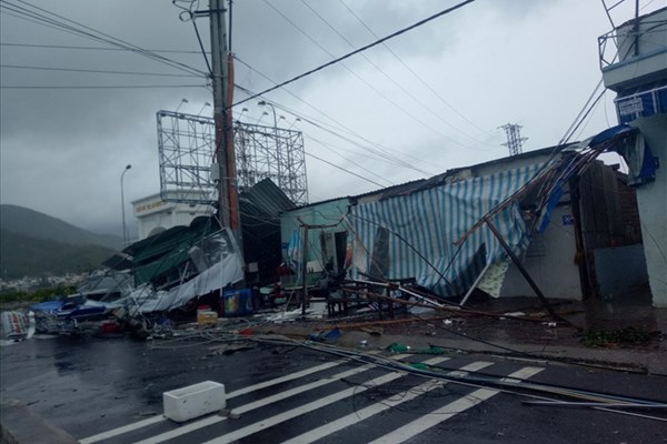 Đã có 31 người chết và mất tích do bão số 12 -Damrey gây ra