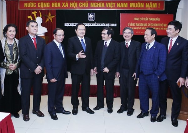 Vai trò của MTTQ Việt Nam trong nền kinh tế thị trường định hướng xã hội chủ nghĩa ở Việt Nam hiện nay