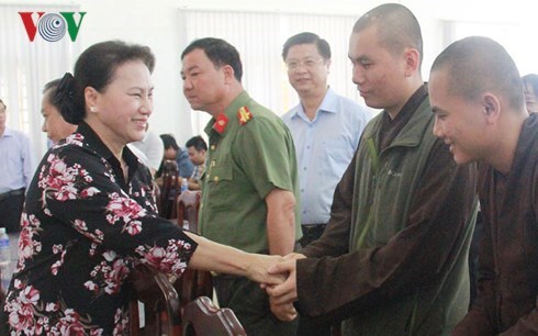 Chủ tịch Quốc hội tiếp xúc cử tri tại huyện Phong Điền của Cần Thơ