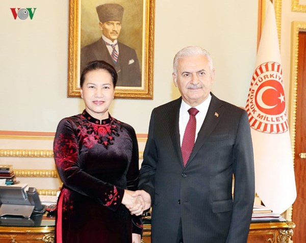Chủ tịch Quốc hội hội đàm với Chủ tịch Quốc hội Thổ Nhĩ Kỳ 