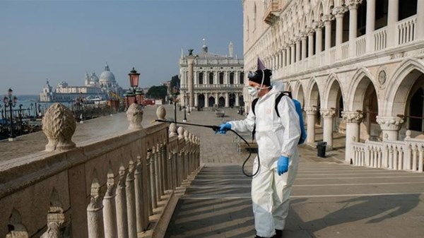 Italy và Tây Ban Nha lại ghi nhận số ca tử vong kỷ lục trong ngày