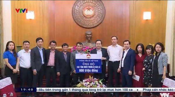 MTTQ Việt Nam tiếp nhận ủng hộ từ nhiều cơ quan, doanh nghiệp hỗ trợ đồng bào Miền Trung
