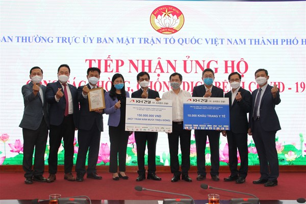 Ủy ban MTTQ Việt Nam Thành phố Hà Nội tiếp nhận ủng hộ phòng, chống dịch Covid-19 lần thứ 9 hơn 1 tỷ đồng