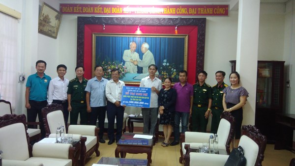 Kon Tum:Tiếp nhận 500 triệu đồng khắc phục hậu quả hạn hán do Thành phố Hồ Chí Minh ủng hộ