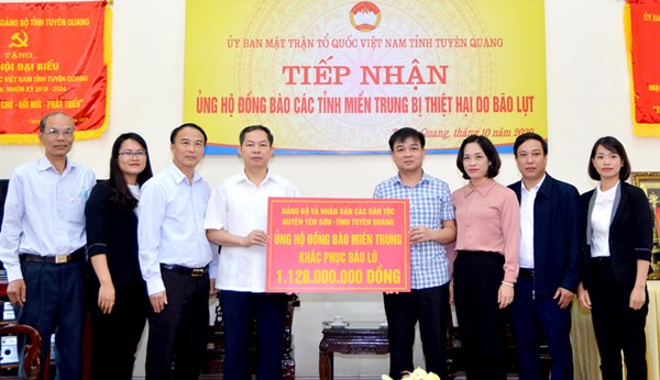 Tuyên Quang: Huyện Yên Sơn ủng hộ đồng bào miền Trung hơn 1,1 tỷ đồng