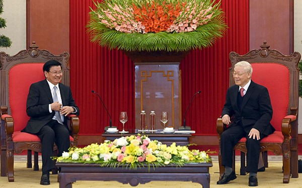 Tổng Bí thư, Chủ tịch nước Nguyễn Phú Trọng tiếp; Chủ tịch QH Nguyễn Thị Kim Ngân hội kiến Thủ tướng Lào