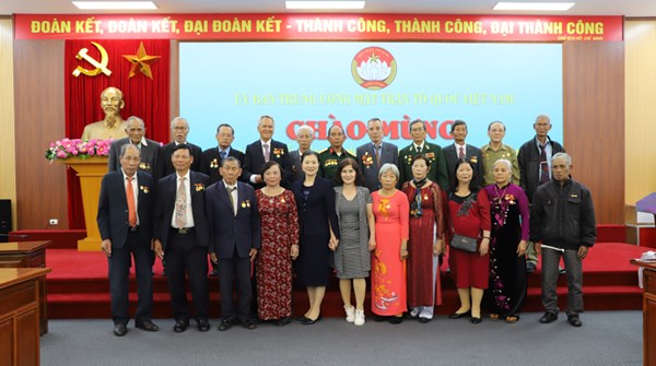 Phó Chủ tịch Trương Thị Ngọc Ánh tiếp Hội Cựu tù chính trị yêu nước