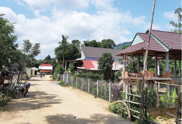 Đảo xa, làng cao bừng ánh điện