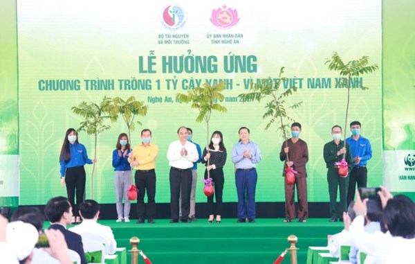Thủ tướng dự lễ hưởng ứng chương trình trồng 1 tỷ cây xanh