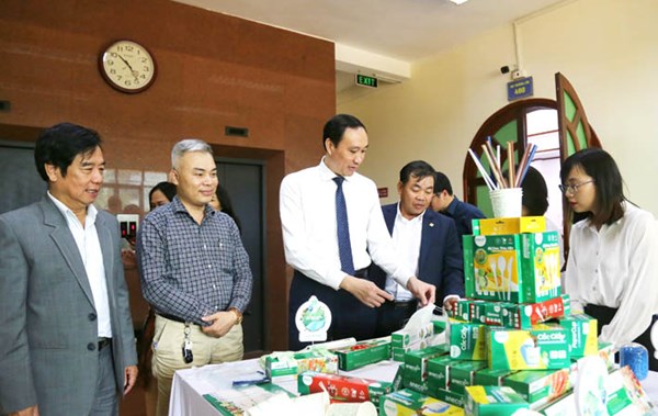 Mặt trận Tổ quốc Việt Nam các cấp hưởng ứng phong trào “chống rác thải nhựa” gắn với bảo vệ môi trường