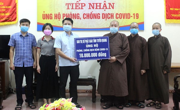Ban Trị sự Giáo hội Phật giáo tỉnh Tuyên Quang ủng hộ phòng, chống dịch Covid-19