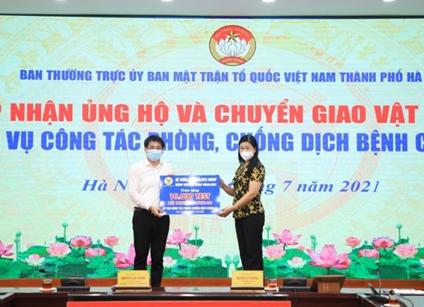 Hà Nội tiếp nhận hơn 1,6 tỷ đồng ủng hộ phòng, chống dịch COVID-19