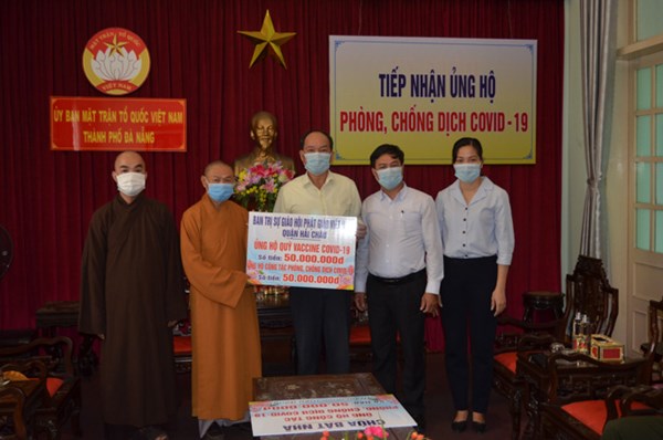 Ủy ban MTTQ TP Đà Nẵng tiếp nhận 150 triệu đồng ủng hộ công tác phòng, chống Covid-19