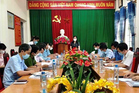 Chủ tịch Ủy ban MTTQ tỉnh Thanh Hóa kiểm tra công tác phòng, chống dịch tại huyện Như Xuân