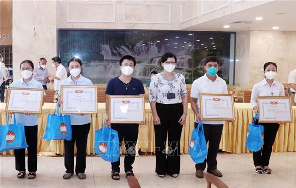 TP.Hồ Chí Minh: Tri ân các tình nguyện viên tôn giáo hoàn thành nhiệm vụ hỗ trợ tuyến đầu chống dịch