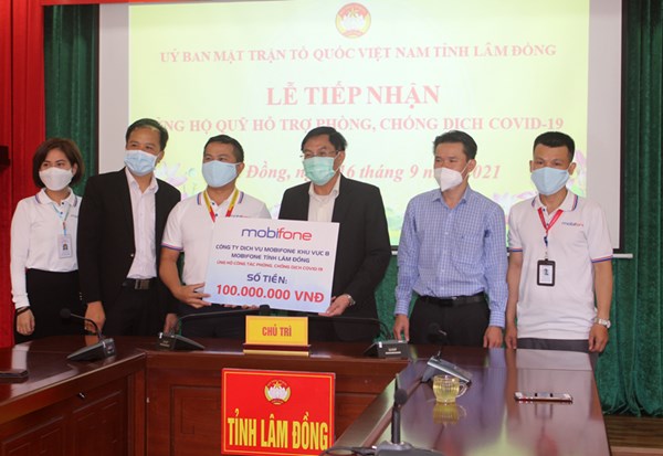 Ủy ban MTTQ Việt Nam tỉnh Lâm Đồng đã tiếp nhận trên 73 tỷ đồng ủng hộ Quỹ phòng, chống dịch Covid-19