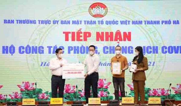 Ủy ban MTTQ Việt Nam thành phố Hà Nội tiếp nhận trên 118 tỷ đồng ủng hộ phòng, chống dịch