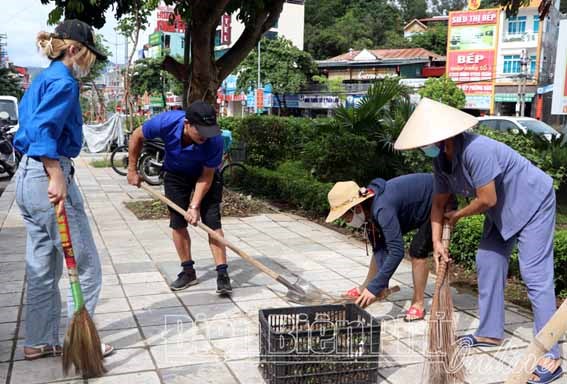 MTTQ tỉnh Điện Biên tiếp tục nhân rộng mô hình khu dân cư tự quản bảo vệ môi trường