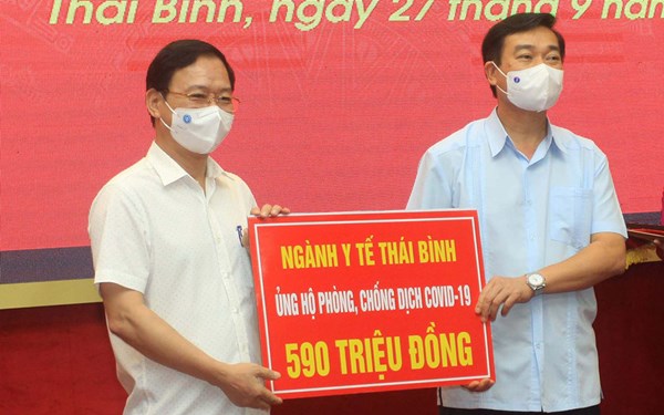 Hơn 1 tỷ đồng ủng hộ Quỹ phòng, chống Covid-19 tỉnh Thái Bình