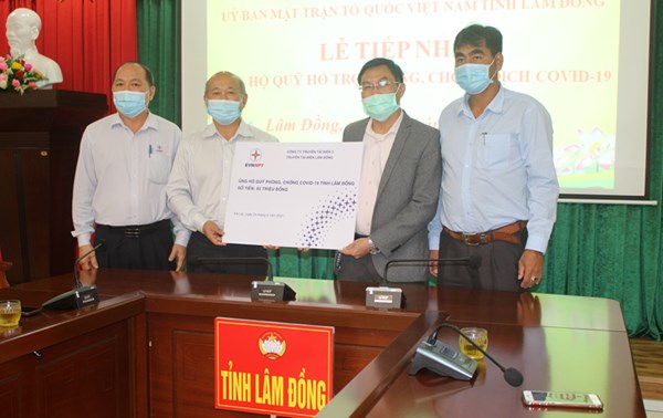 Lâm Đồng: Quỹ Phòng, chống dịch Covid-19 đã tiếp nhận tổng cộng gần 73,9 tỷ đồng