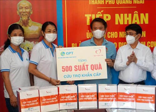 Hỗ trợ người dân Quảng Ngãi đang cách ly y tế 500 suất quà 
