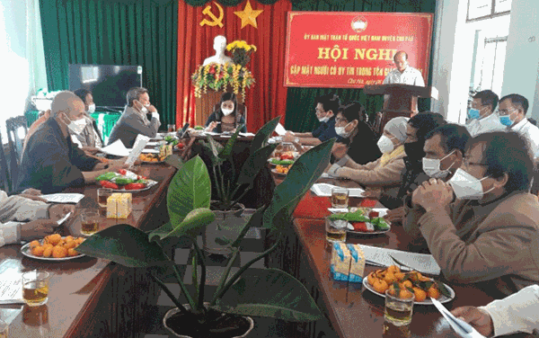 Ủy ban MTTQ Việt Nam huyện Chư Păh gặp mặt cốt cán trong tôn giáo